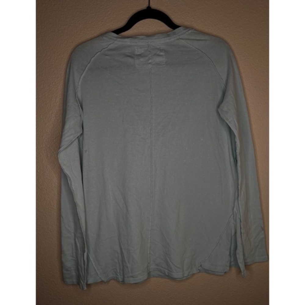 Free‎ People We The Free Light Blue Deep V-neck Long Sleeve Sz XS Oversized EUC - Picture 11 of 11